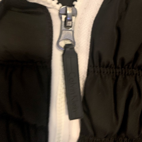 Calvin Klein Women’s Performance Jacket - Picture 7 of 13